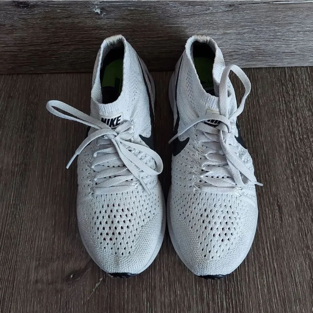 Nike Women's Zoom All Out Flyknit Pure Platinum 845361-100 Running Shoes Sz 6 - Picture 3 of 10